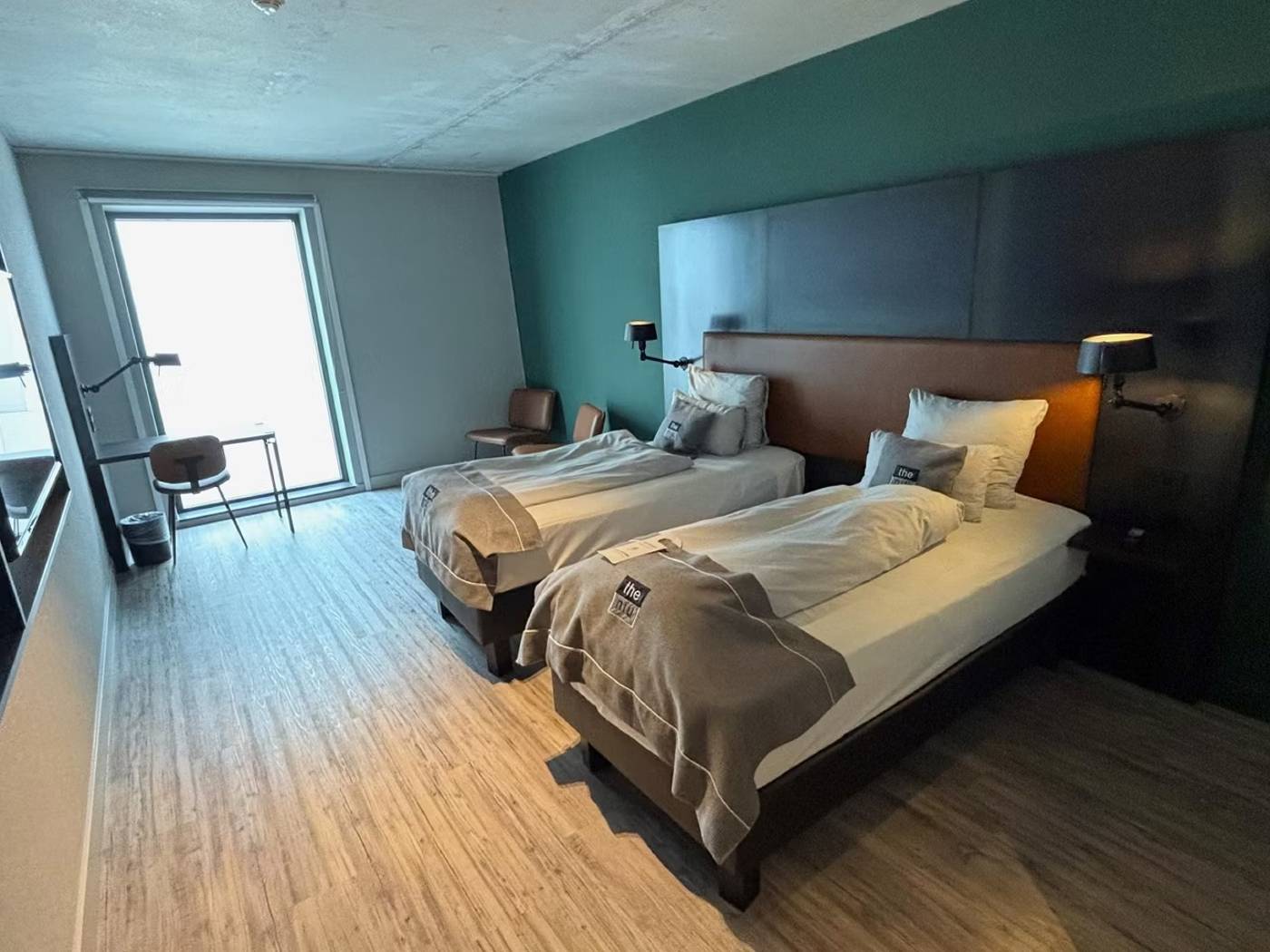 Holiday-Inn---the-niu--Fender-Amsterdam-Room-16