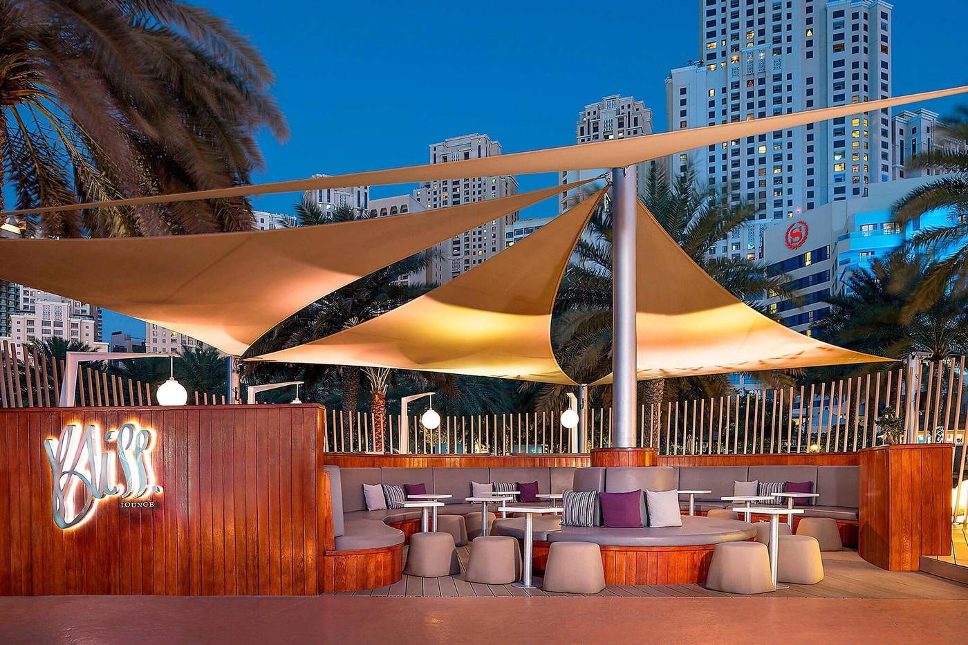 Sheraton-Jumeirah-Beach-Resort-Lobby-8