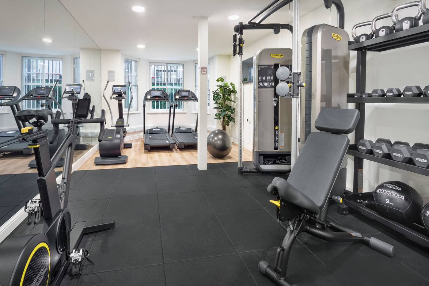 03.09.25 Melia London Kensington Melia Collection