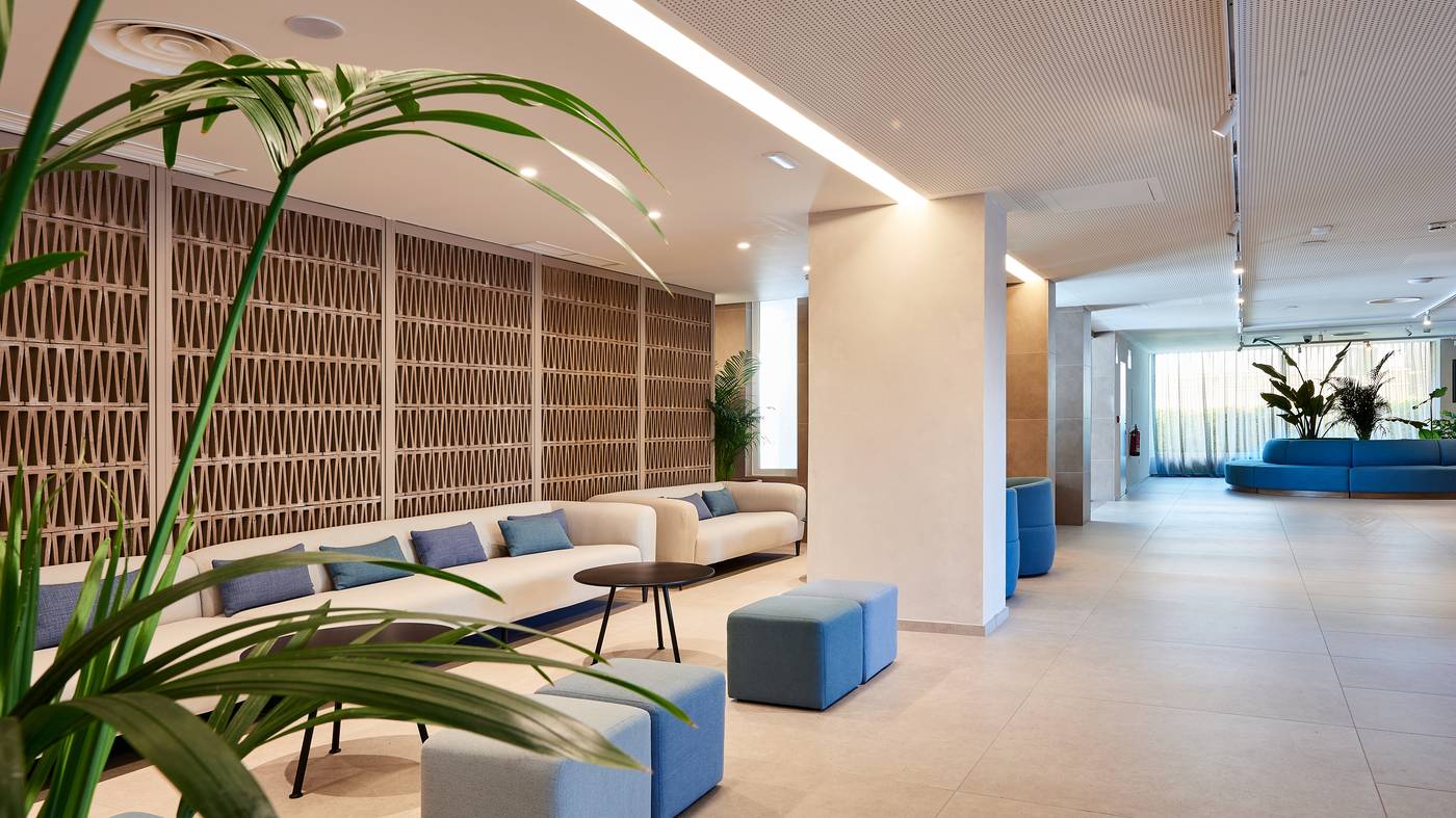 Palmasol-Hotel-Lobby-39