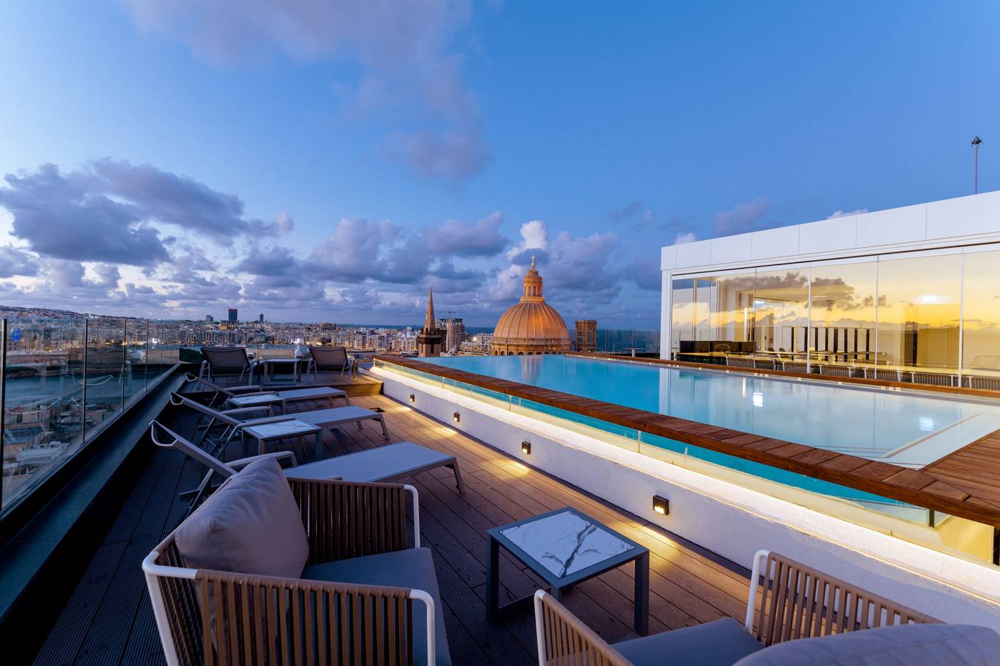 The-Embassy-Valletta-Hotel-Pool-2