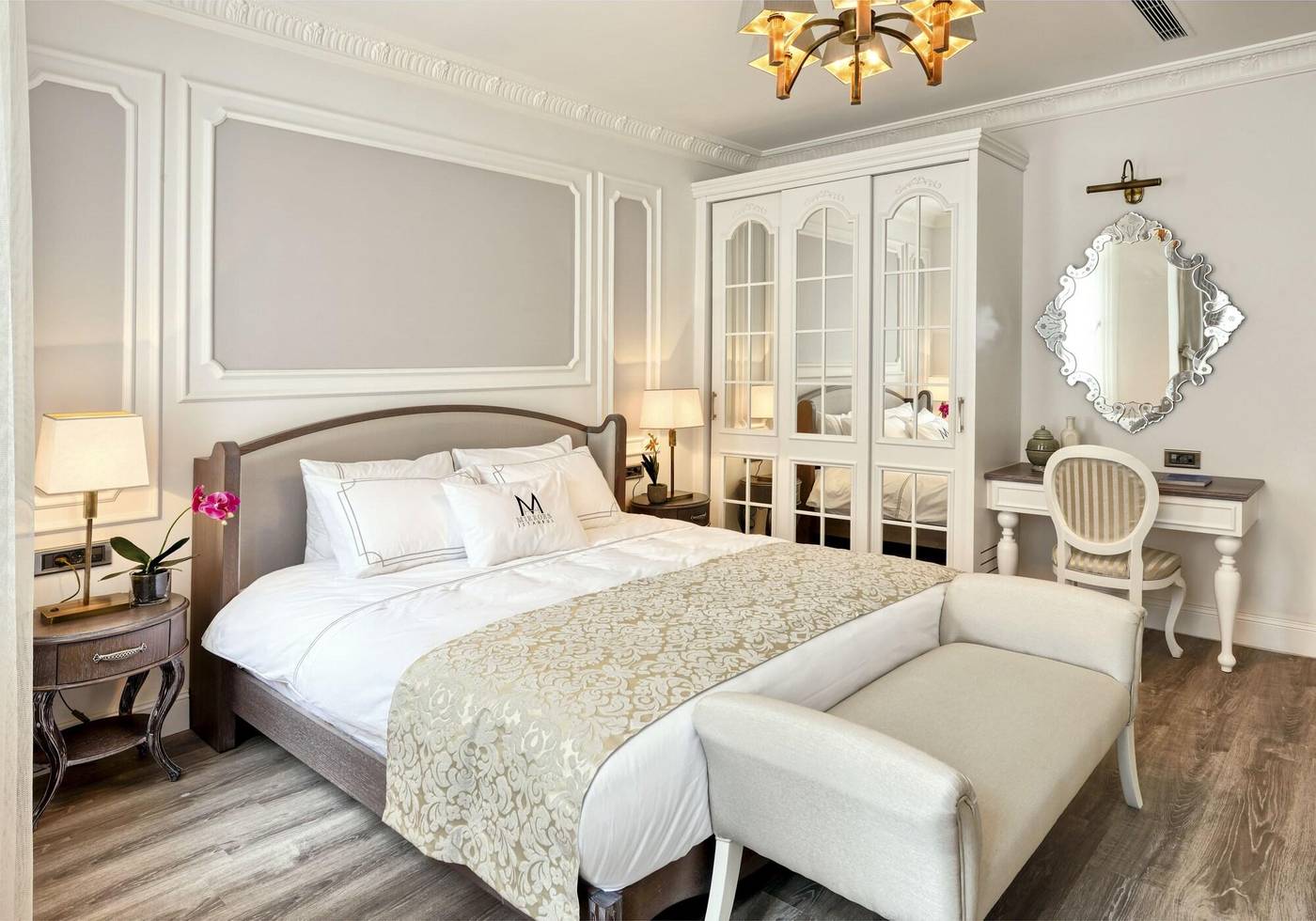 Mirrors-Hotel-Taksim-Room-23