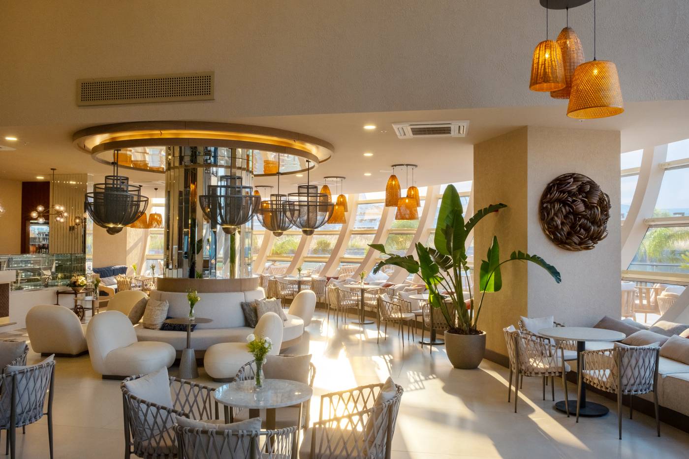 New - Liu Resort Side