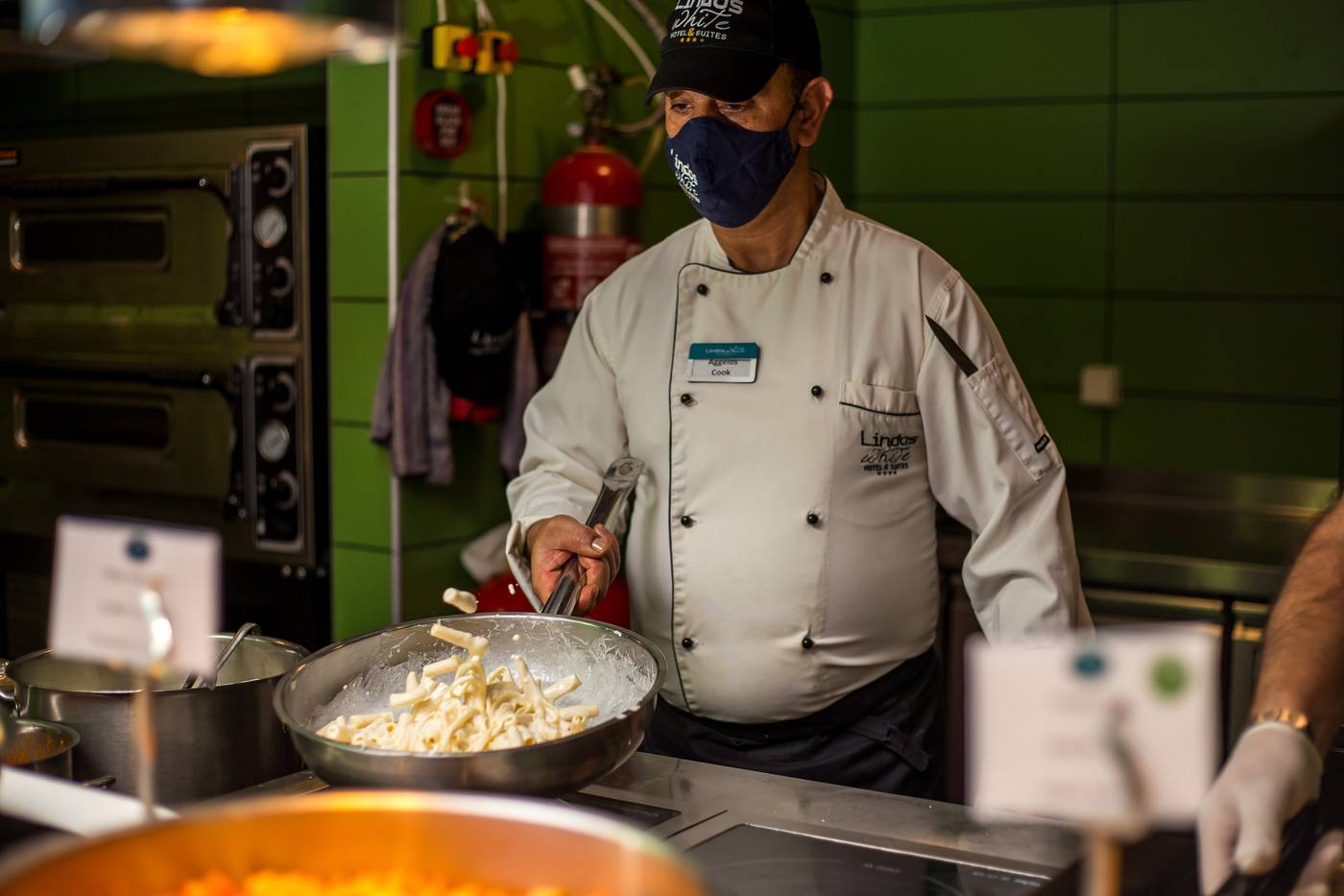 Lindos-White-Hotel---Suites-Restaurant-59