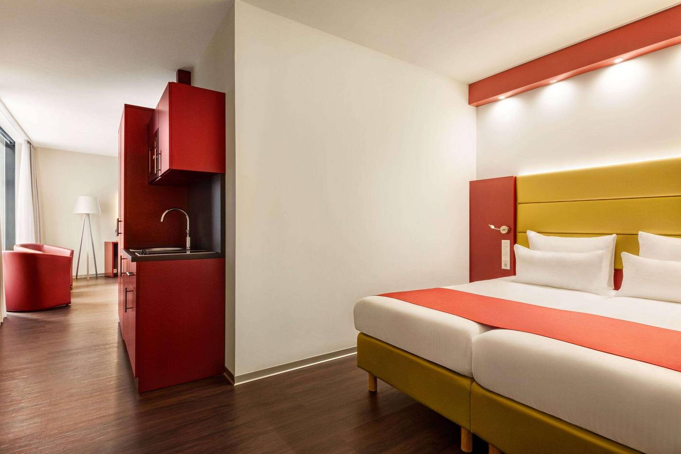 Amedia-Amsterdam-Airport-Trademark-by-Wyndham-Room-18