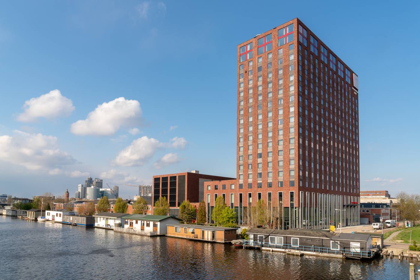 Leonardo-Royal-Hotel-Amsterdam-General-view-1