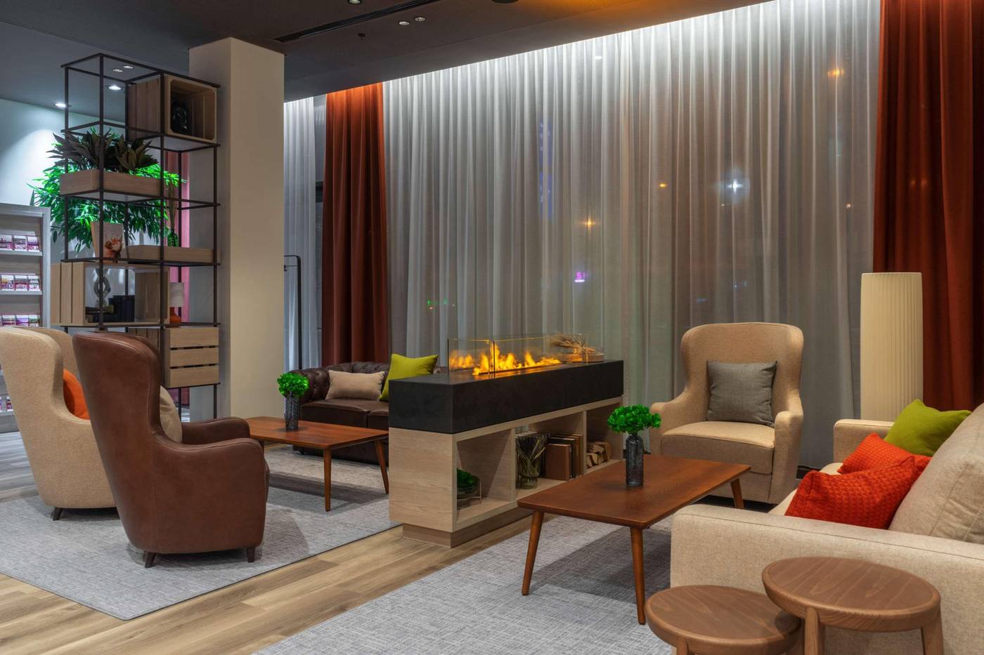 IntercityHotel-Budapest-Lobby-12