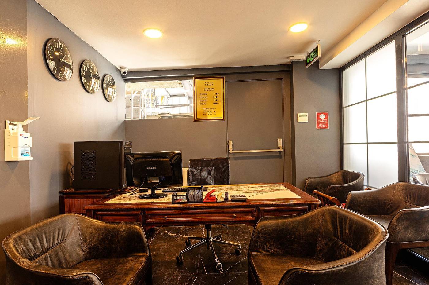 Blu-Hotel-Istanbul-Lobby-3