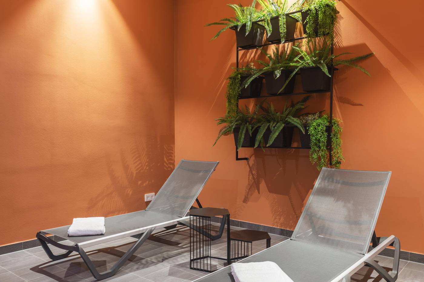 Holiday-Inn---The-Niu--Amity-Potsdam-Sports-and-Entertainment-3