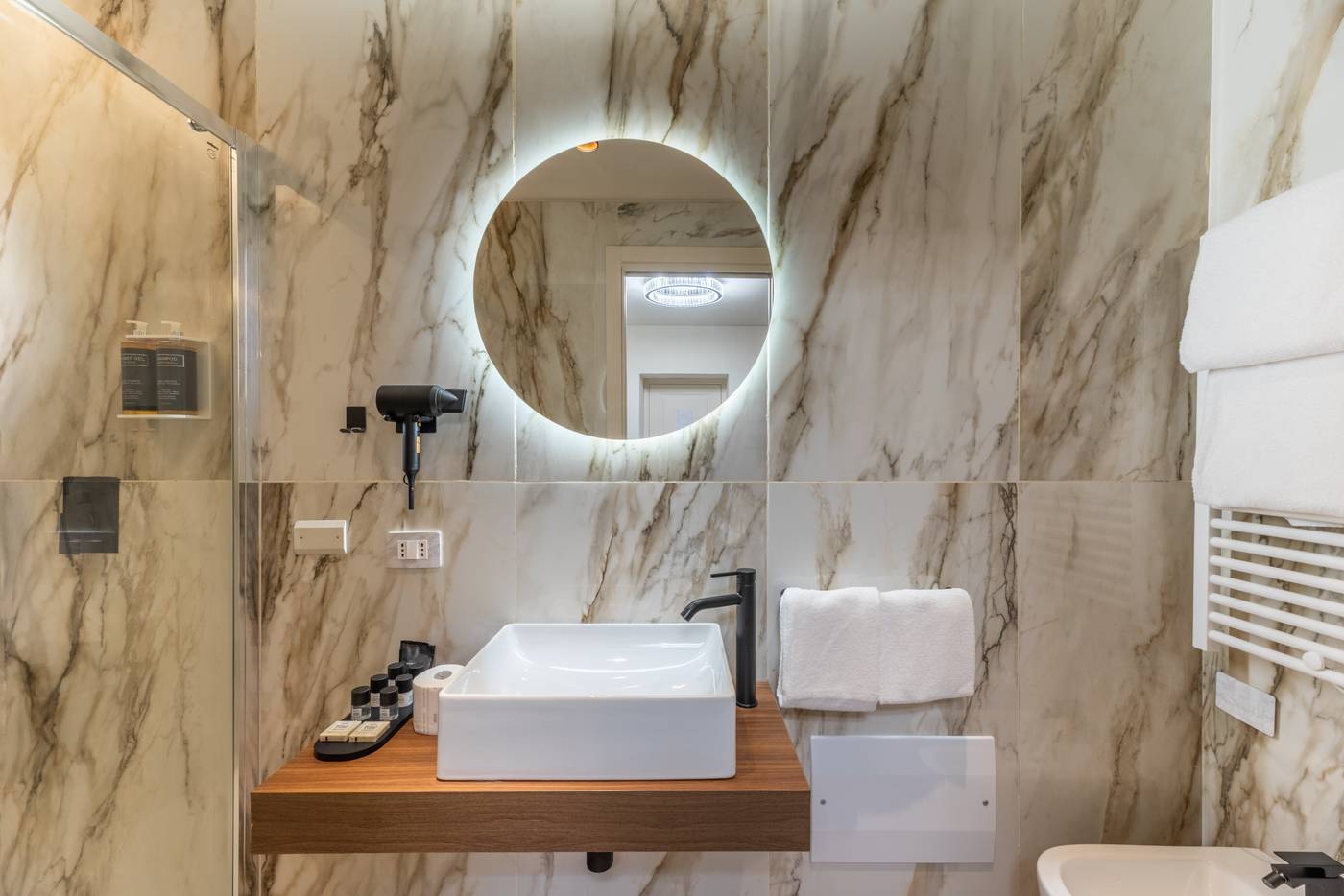 59-Steps-Trevi-Room-18