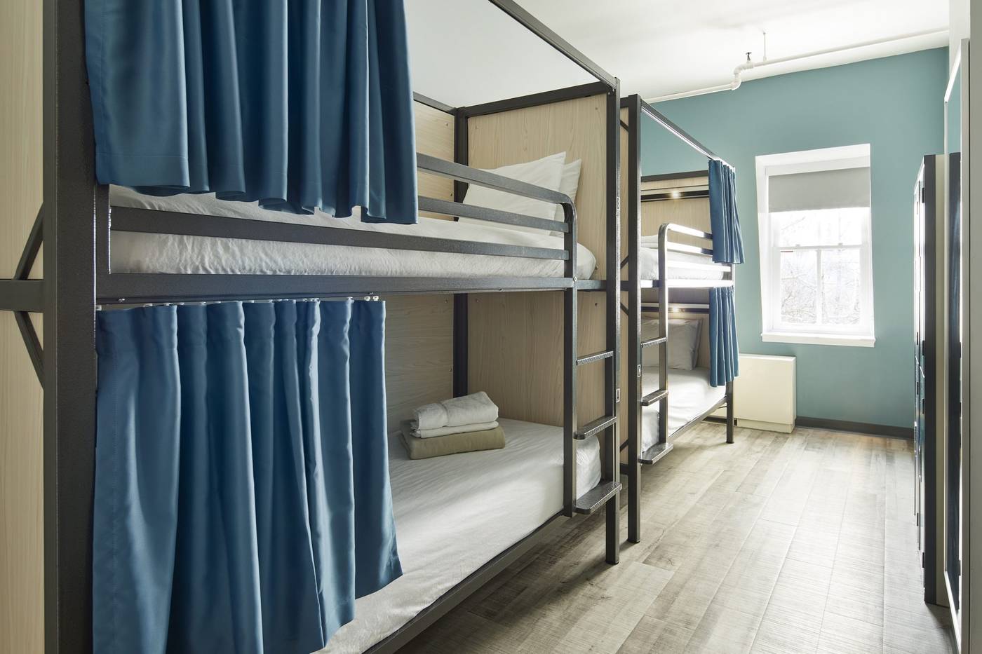 HI-NYC-Hostel-Room-1