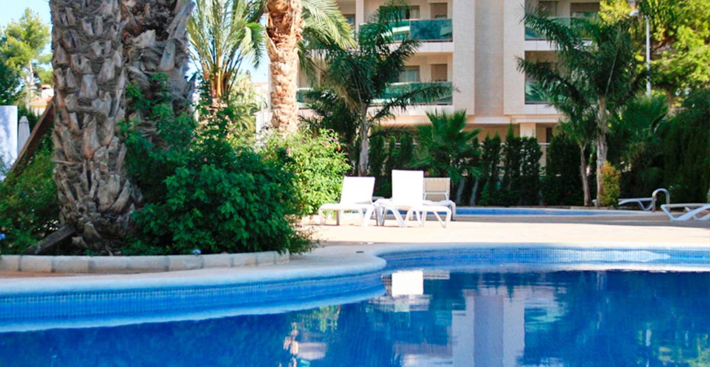 Esmeralda-Suites-Apartments-Pool-4