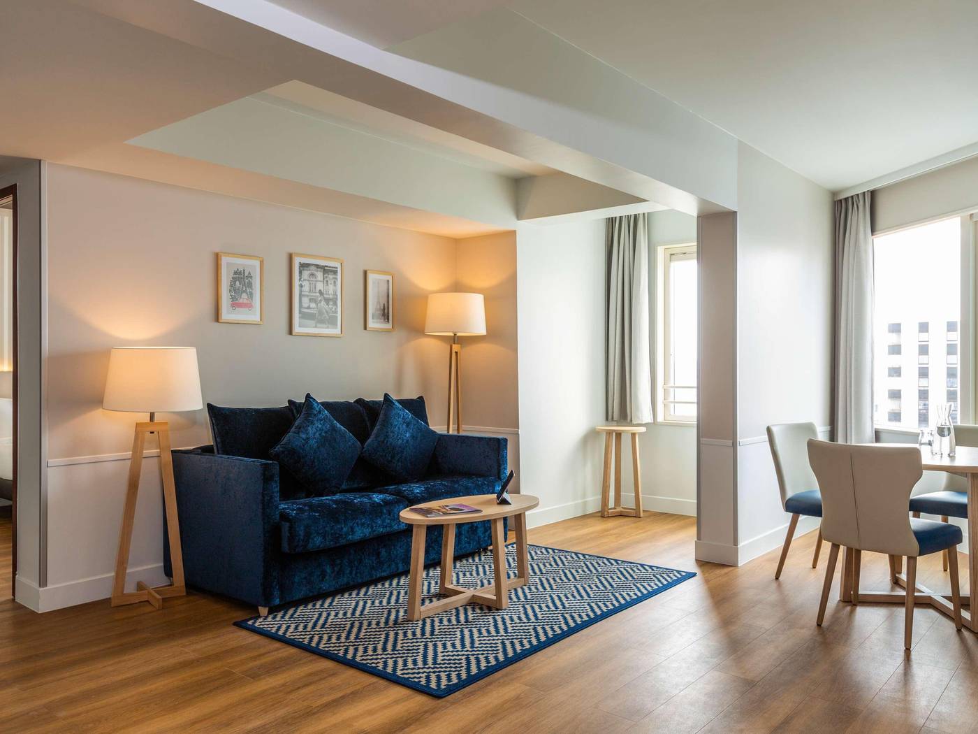 Adagio-Paris-Tour-Eiffel-Room-37