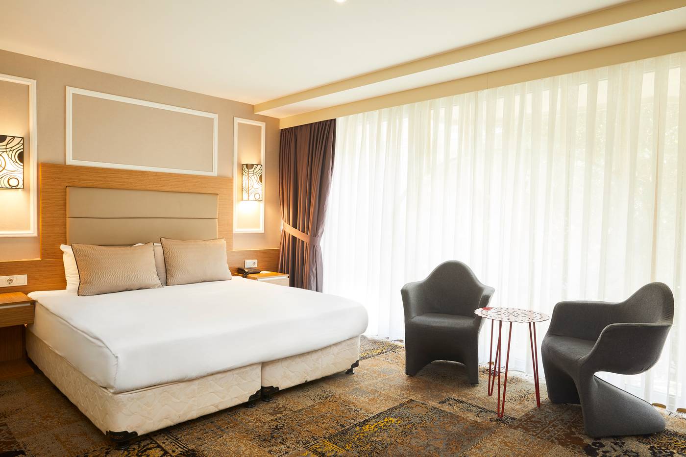 All-Seasons-Hotel-Room-9