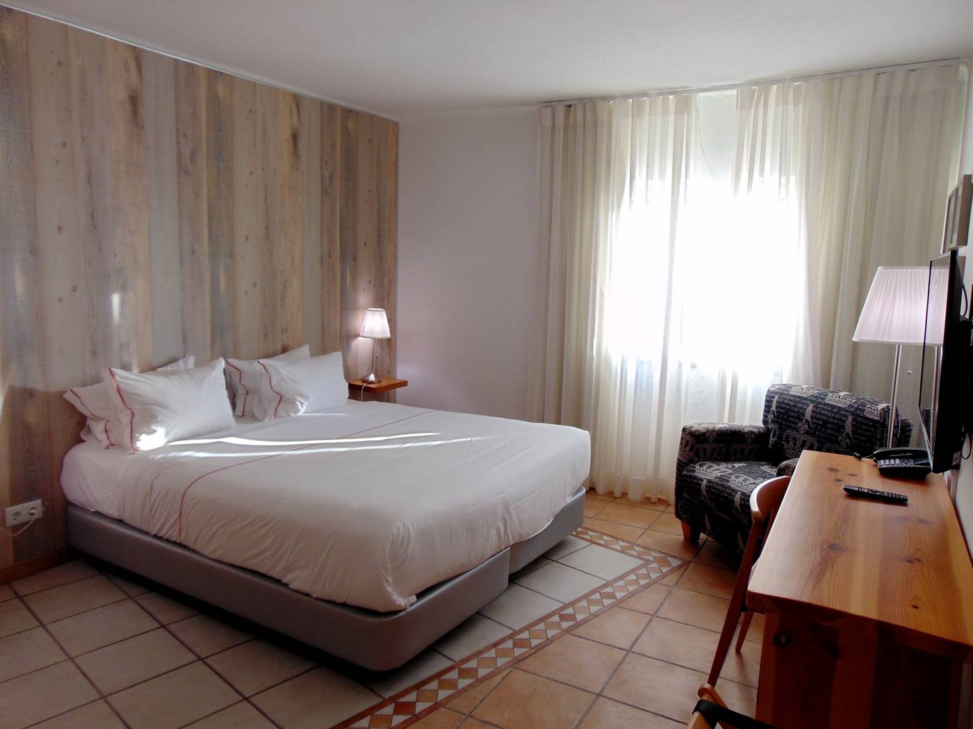 Hotel-Carvoeiro-Sol-Room-9