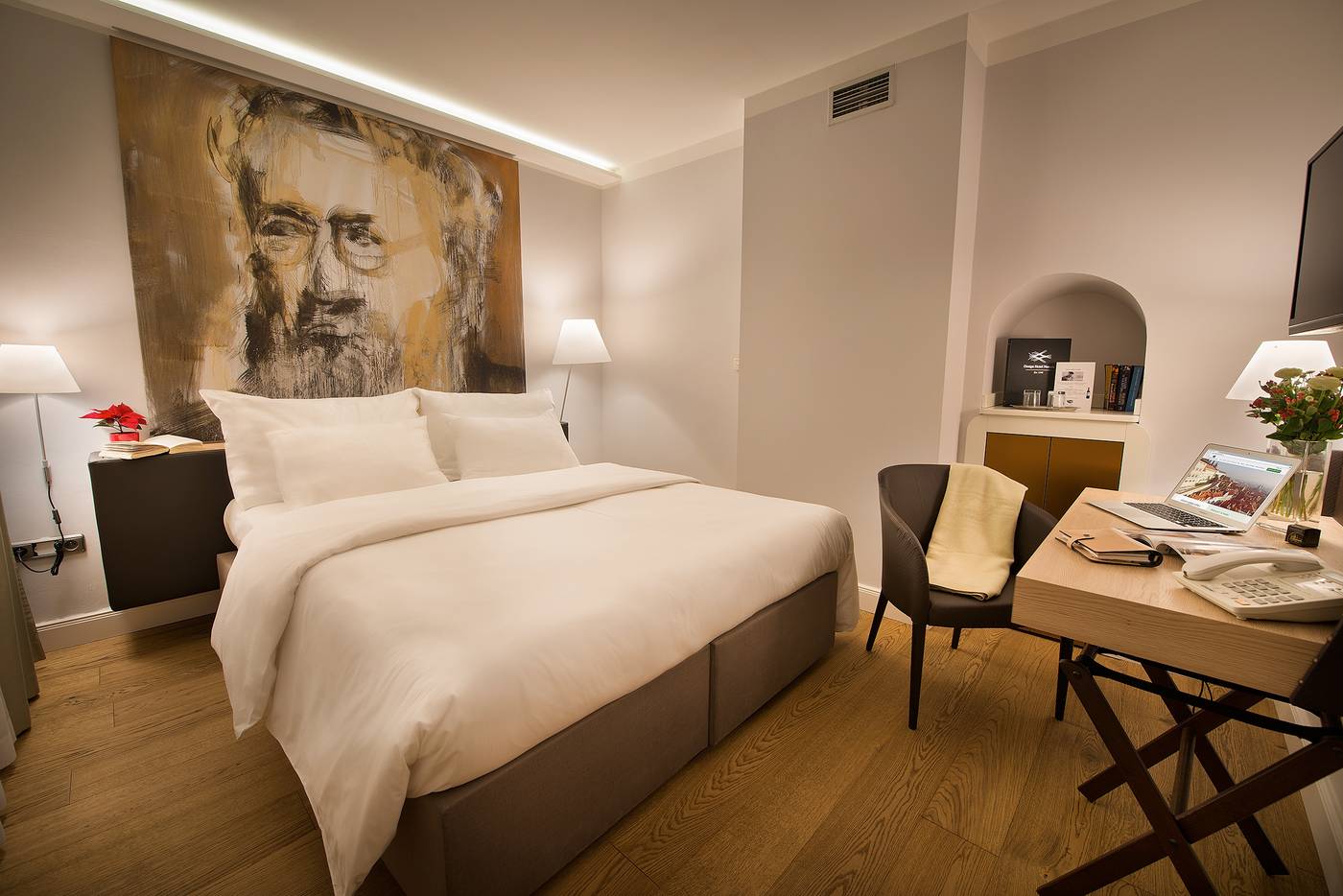 Design-Hotel-Neruda-Room-4