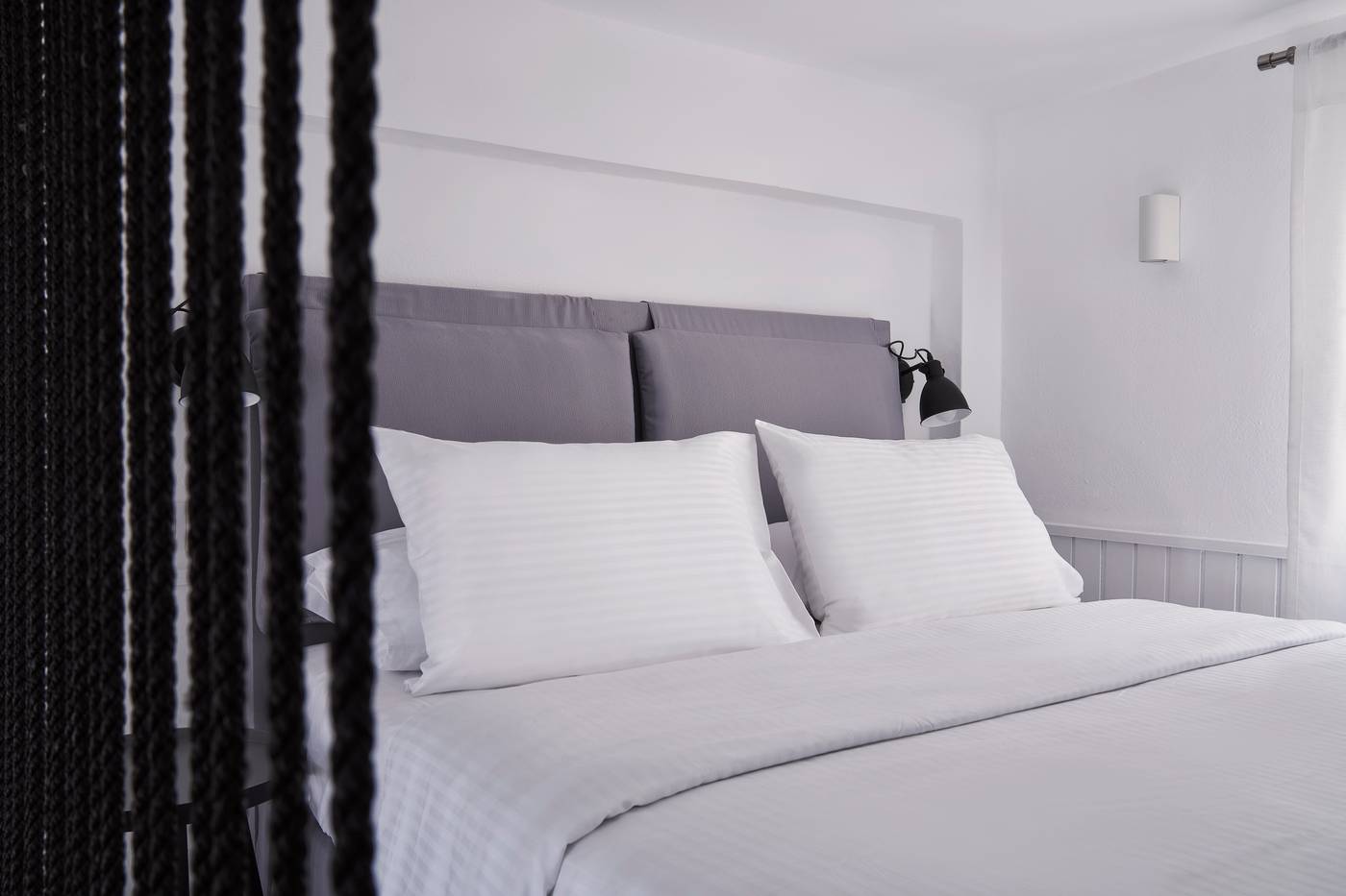 Mr-and-Mrs-White-Oia-Santorini-Room-21