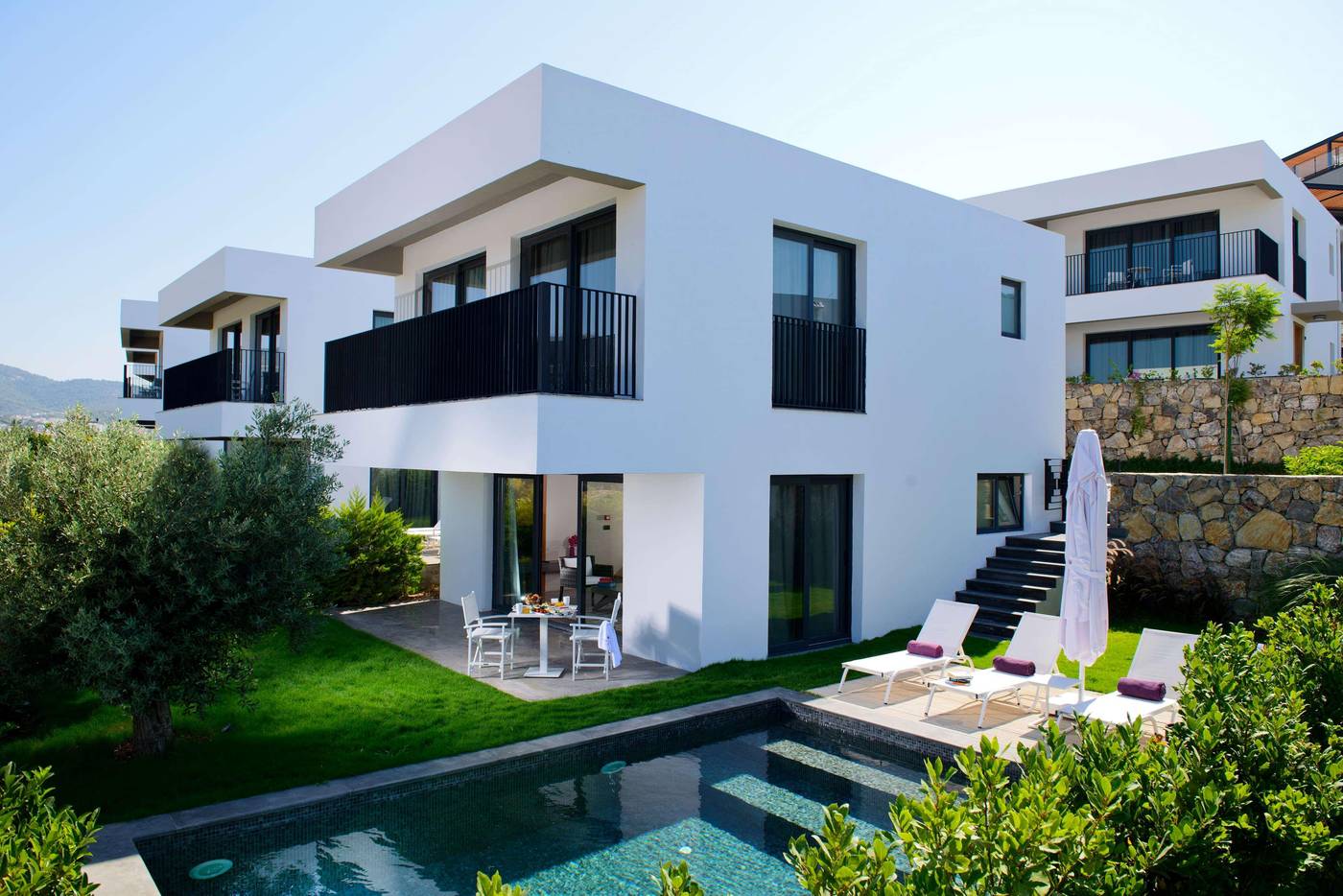 Ramada-Resort-Bodrum-Room-8