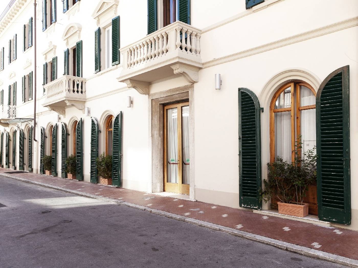 Hotel Savoia & Campana-Italy-MONTECATINI TERME-General view-3