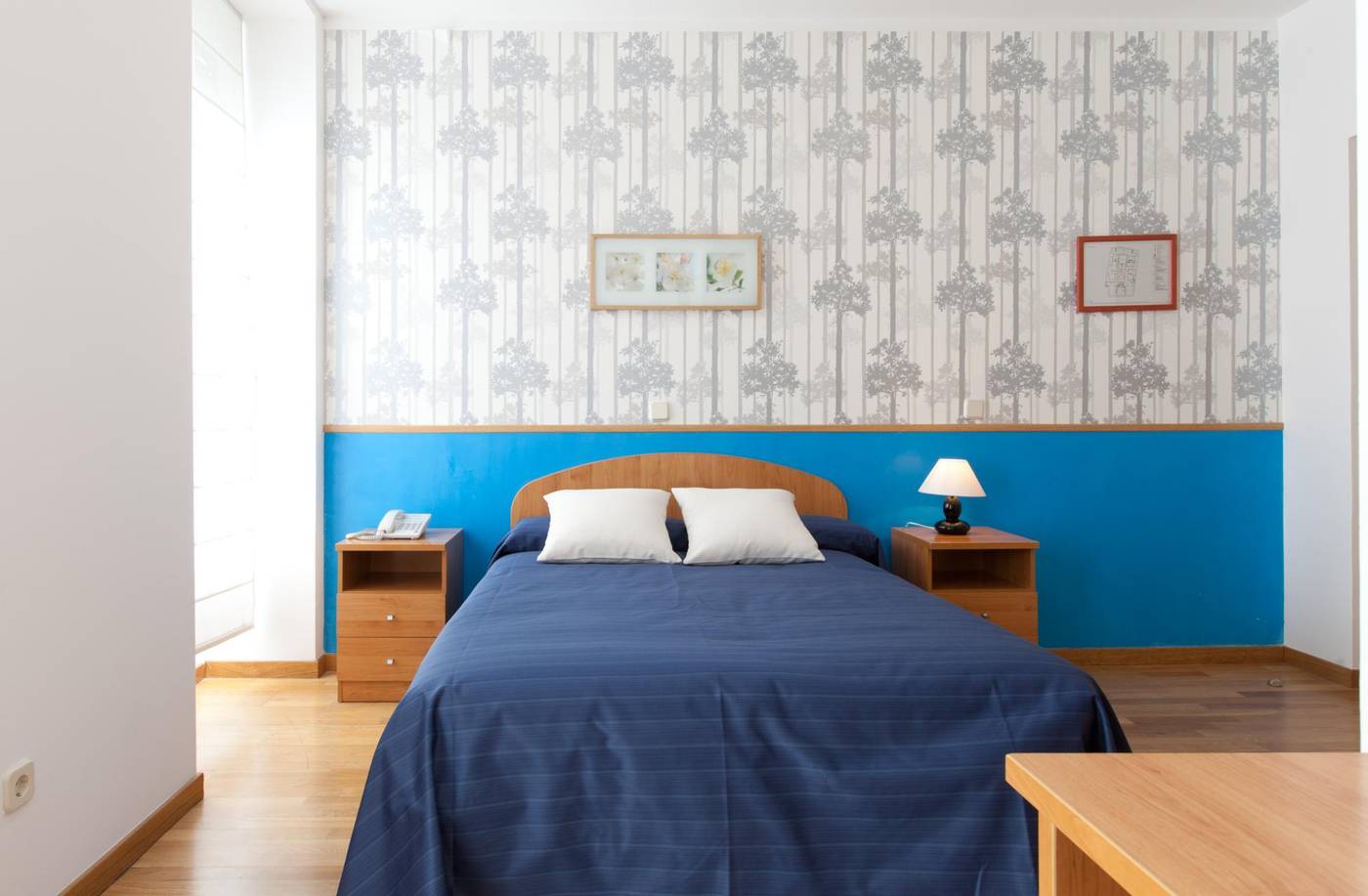 Hostal-Montaloya-Room-17