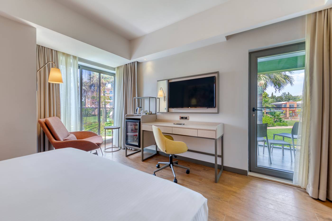 Club-Mega-Saray-Room-43