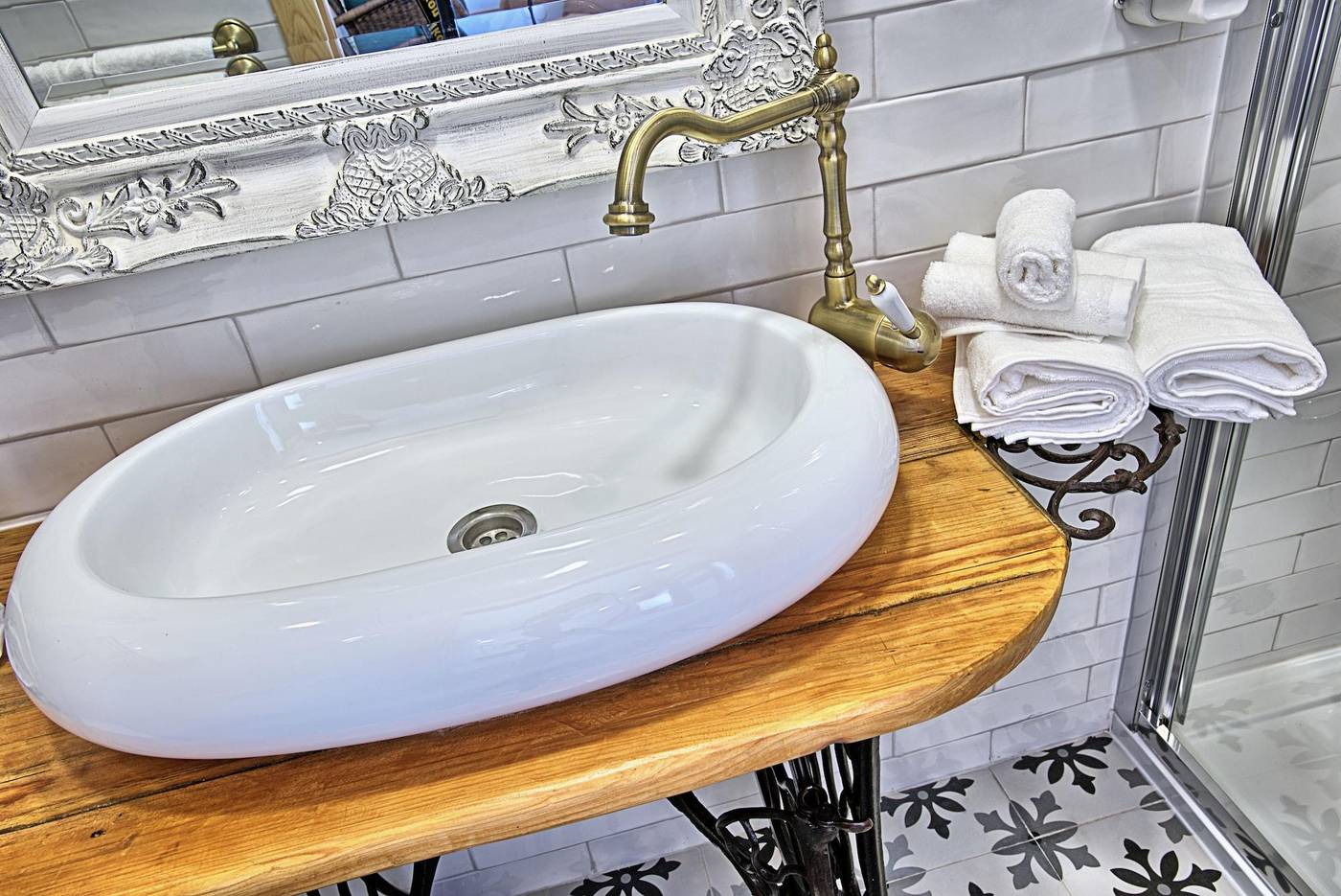 Ninho-Saloio-Room-45