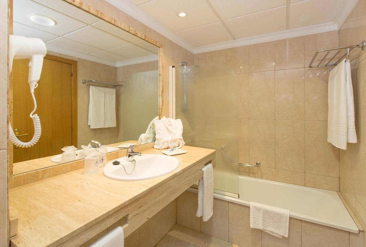 Blue-Sea-Puerto-Resort-Room-26