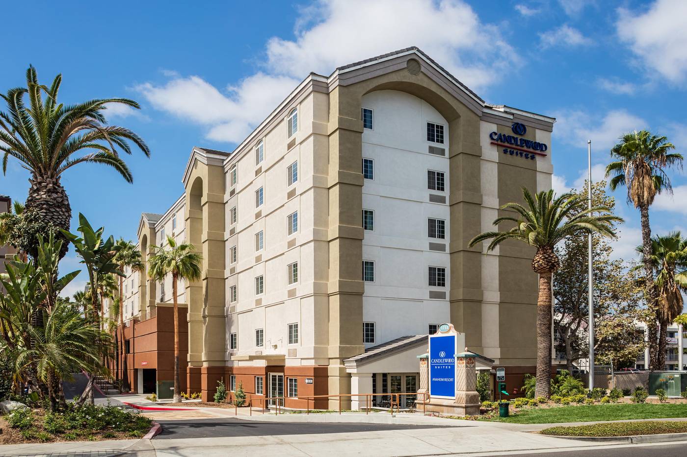 Candlewood-Suites-Anaheim-Resort-General-view-6