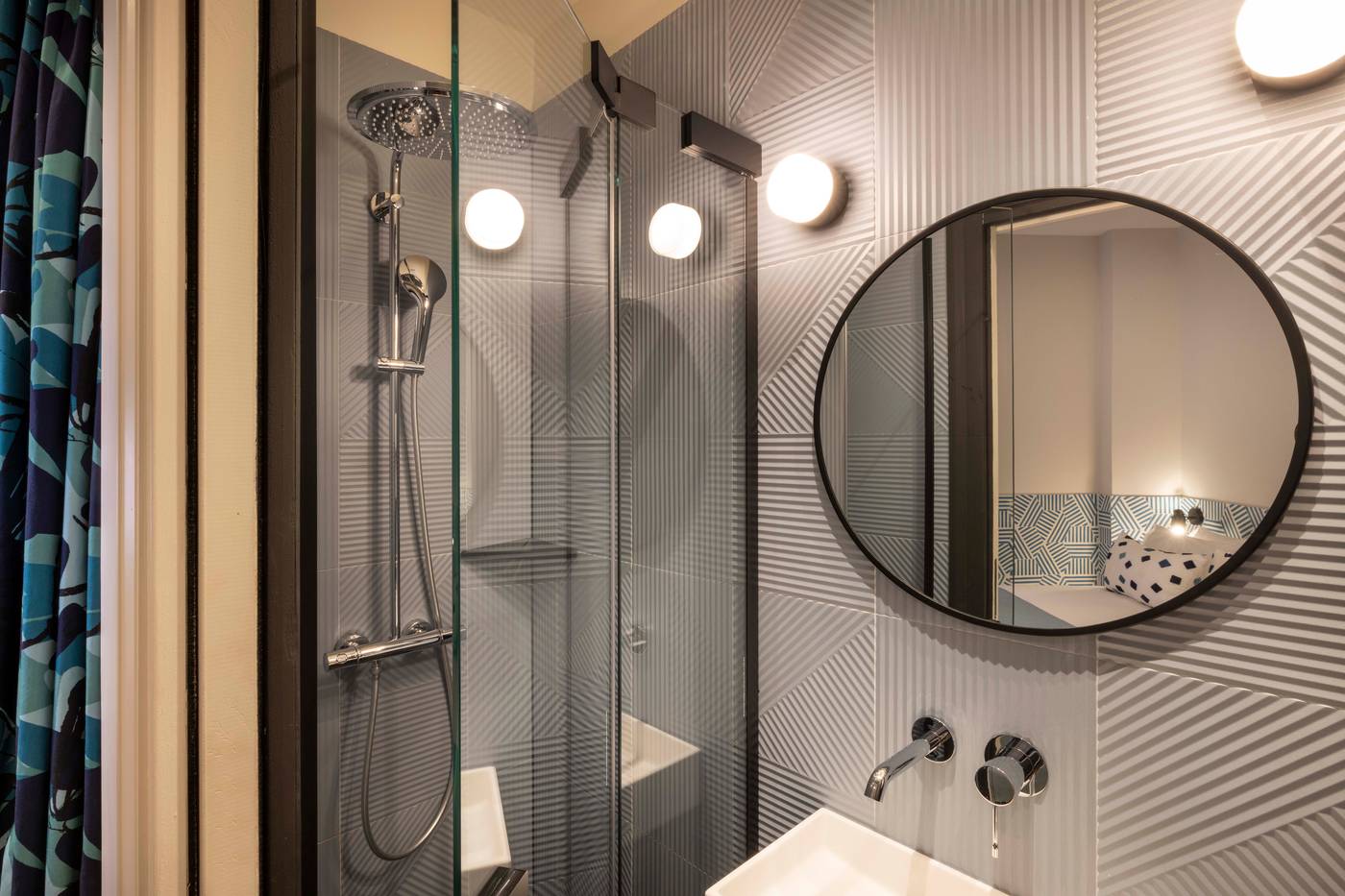 Paris-Art-Hotel-Quartier-Latin-By-Malone-Room-49