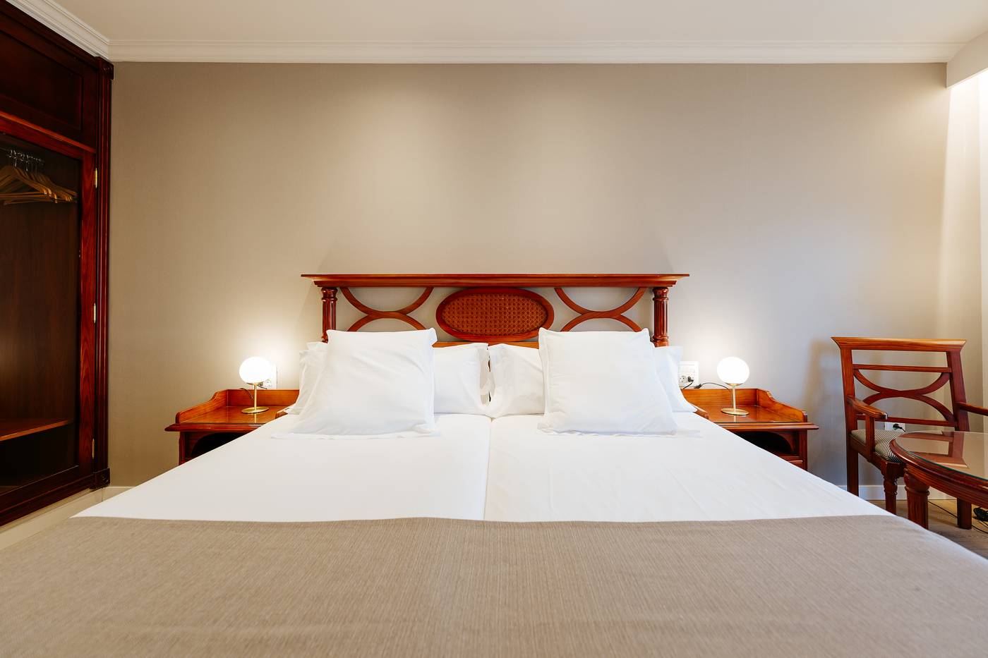 Labranda-Reveron-Plaza-Hotel-Room-24