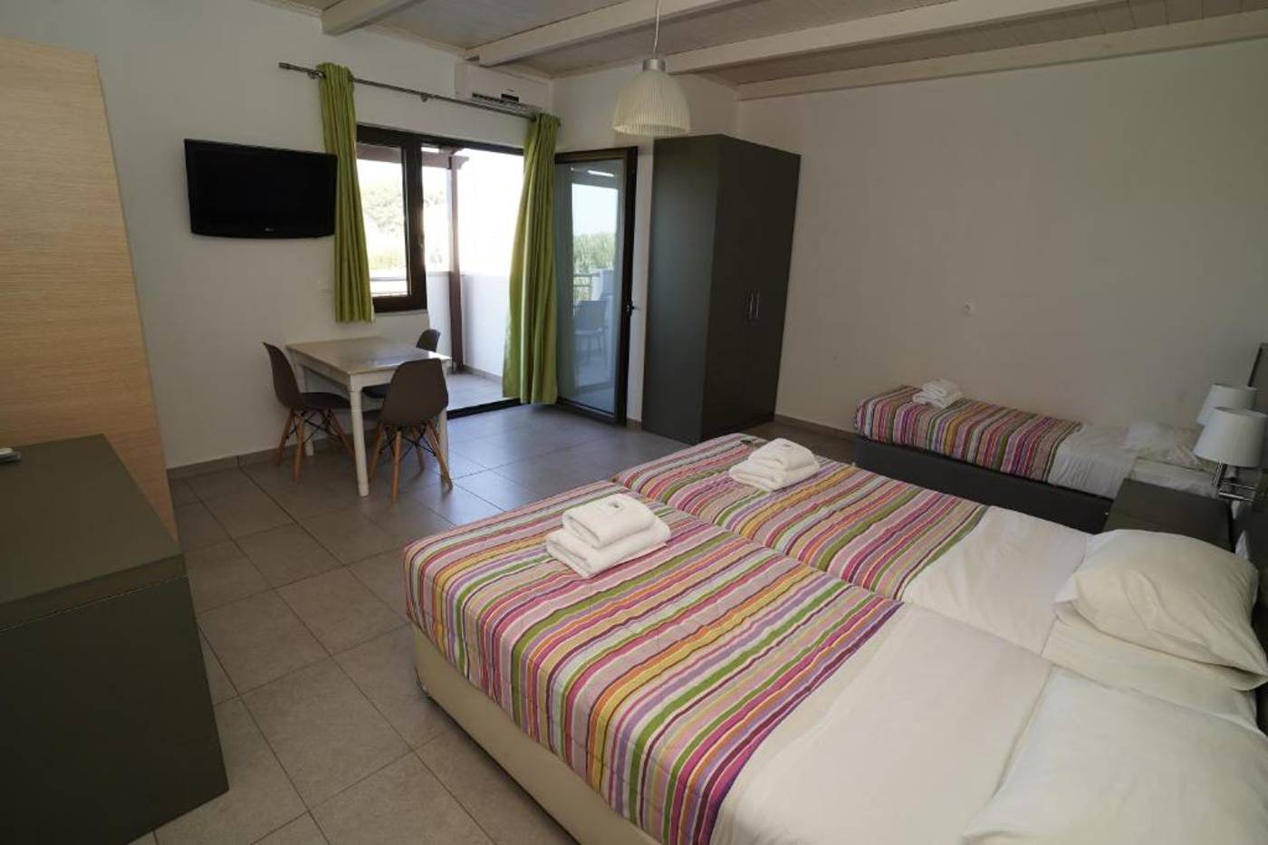 Ledra-Maleme-Room-37