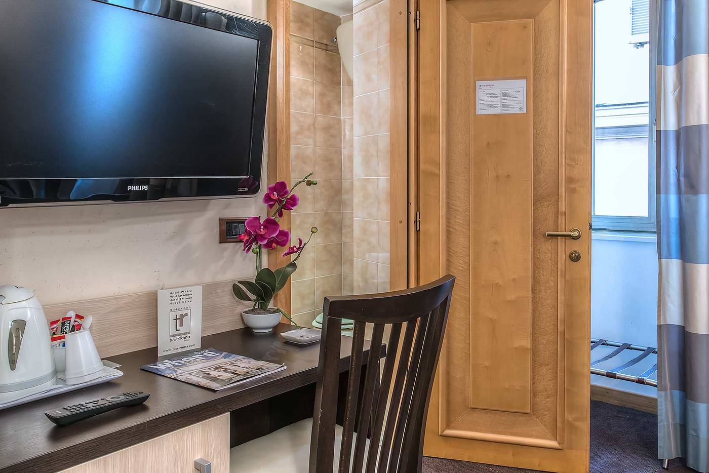 Hotel-Tritone-Room-4