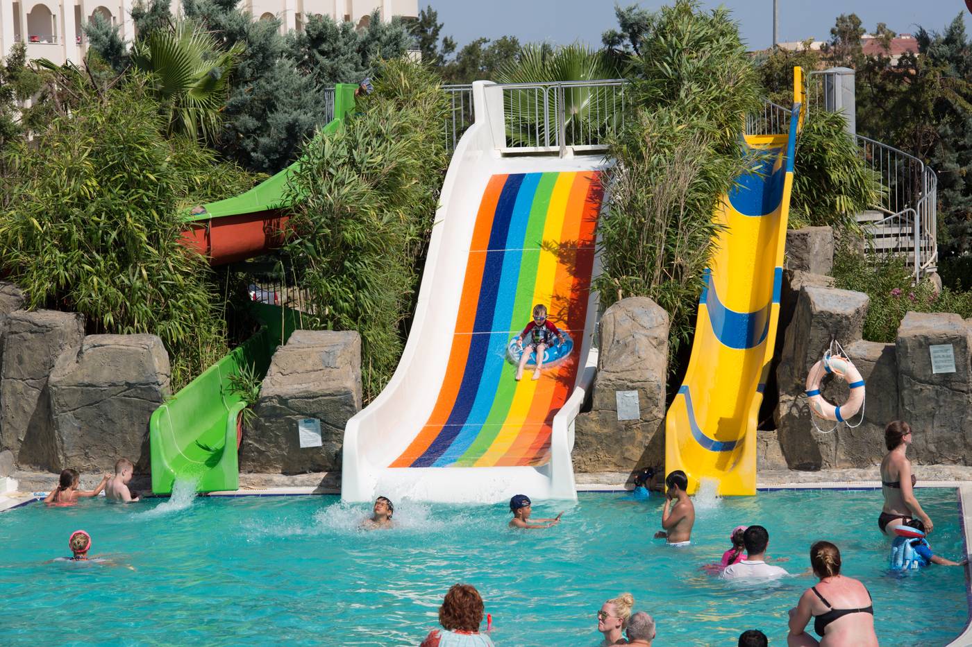 Royal-Dragon-Hotel-Pool-18