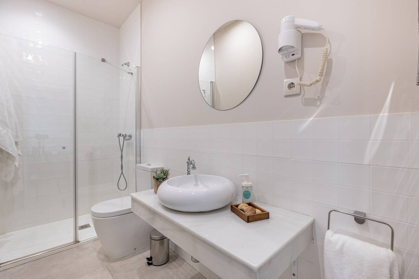 Libere-Malaga-Teatro-Romano-Room-26