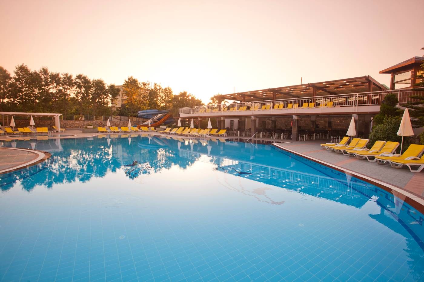 Club Mermaid Village Aparthotel