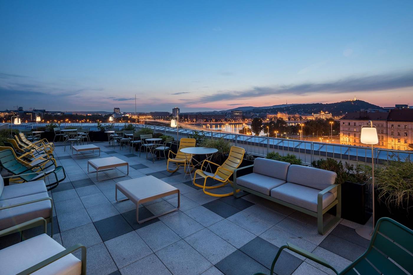 B-B-Hotel-Budapest-City-Terrace-37