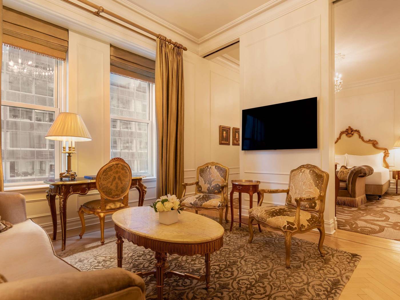 The-Plaza-Hotel-Room-20