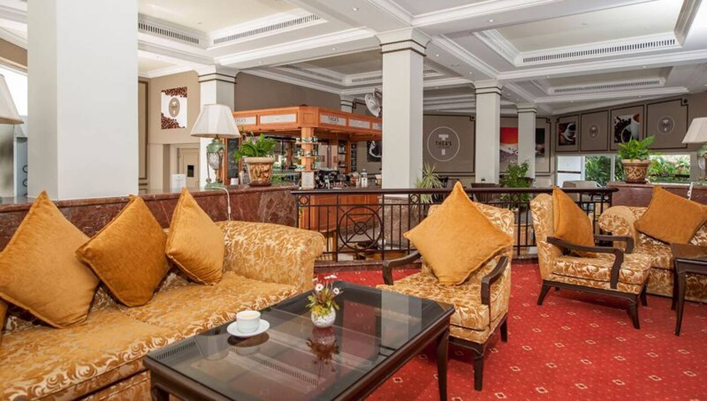 Seven-Seas-Hotel-Blue-Lobby-80