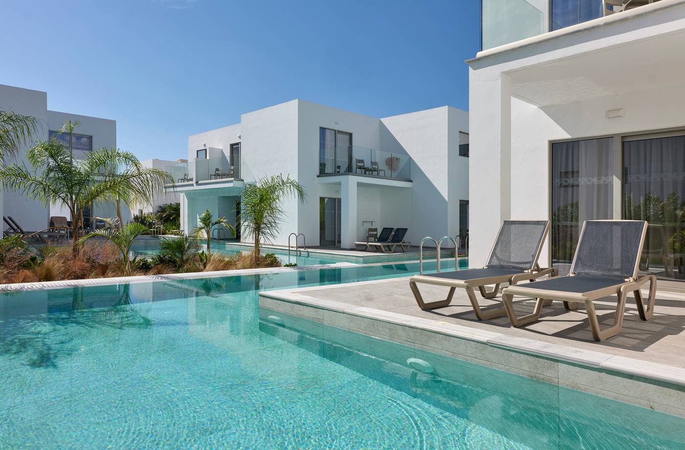 Panas-Holiday-Village-Room-2