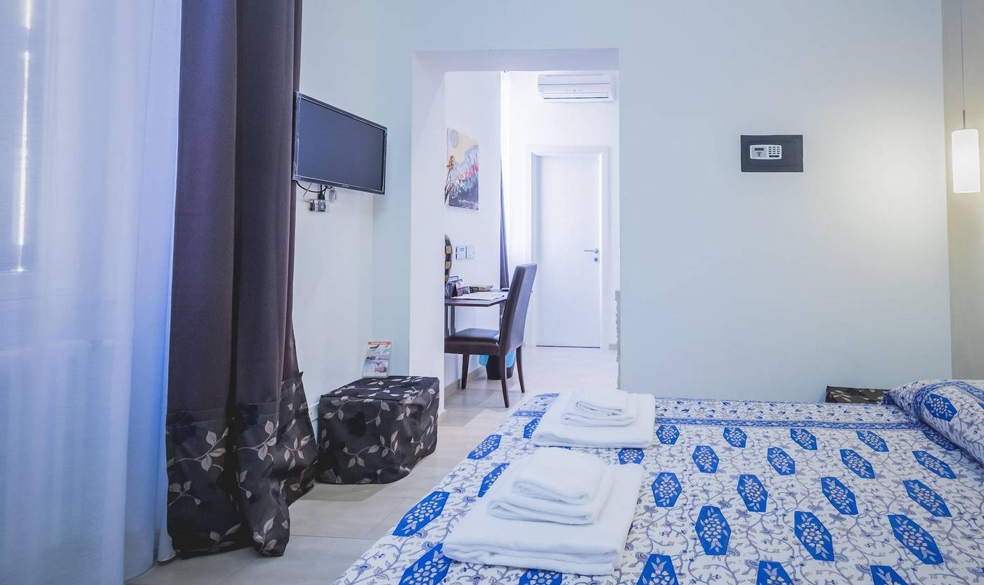 Domus-Alberti-Room-9