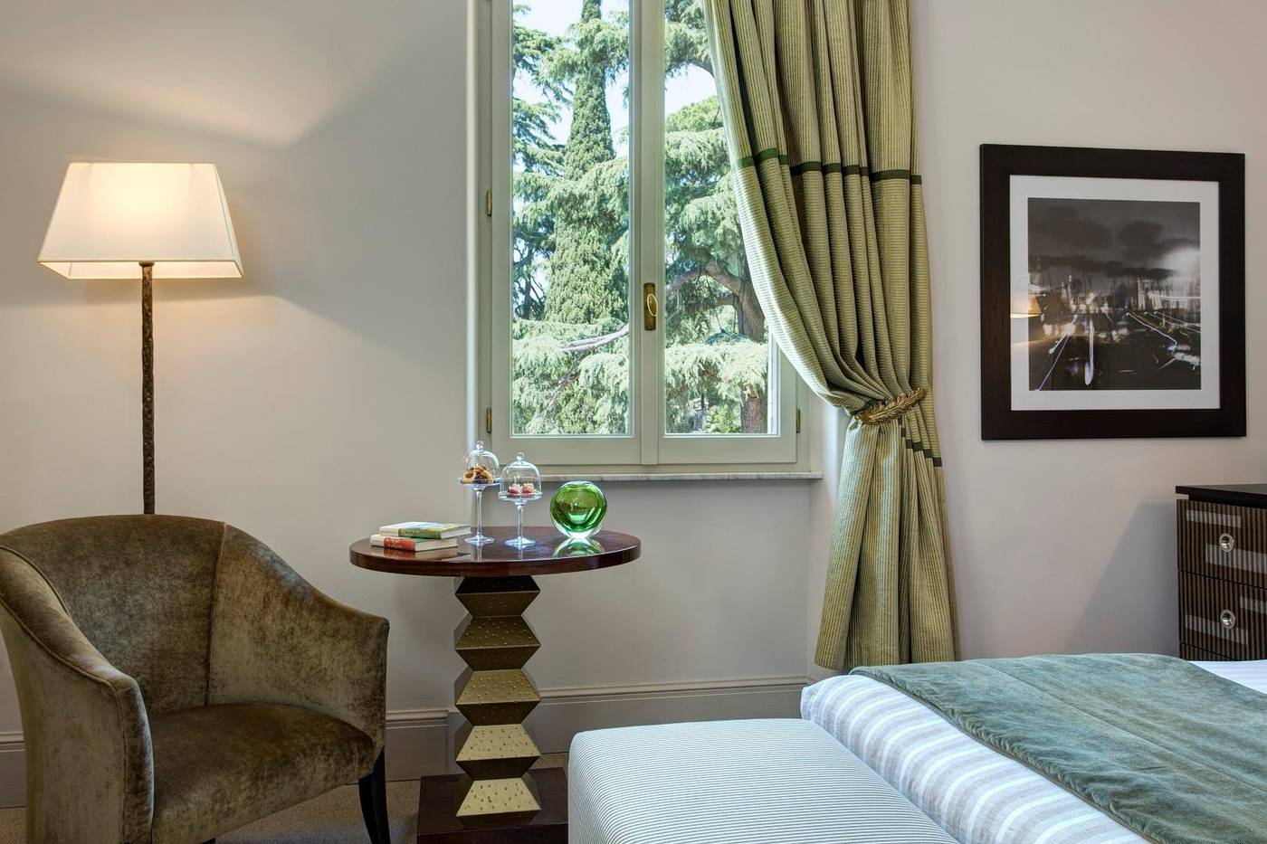 Hotel-De-Russie-Room-21