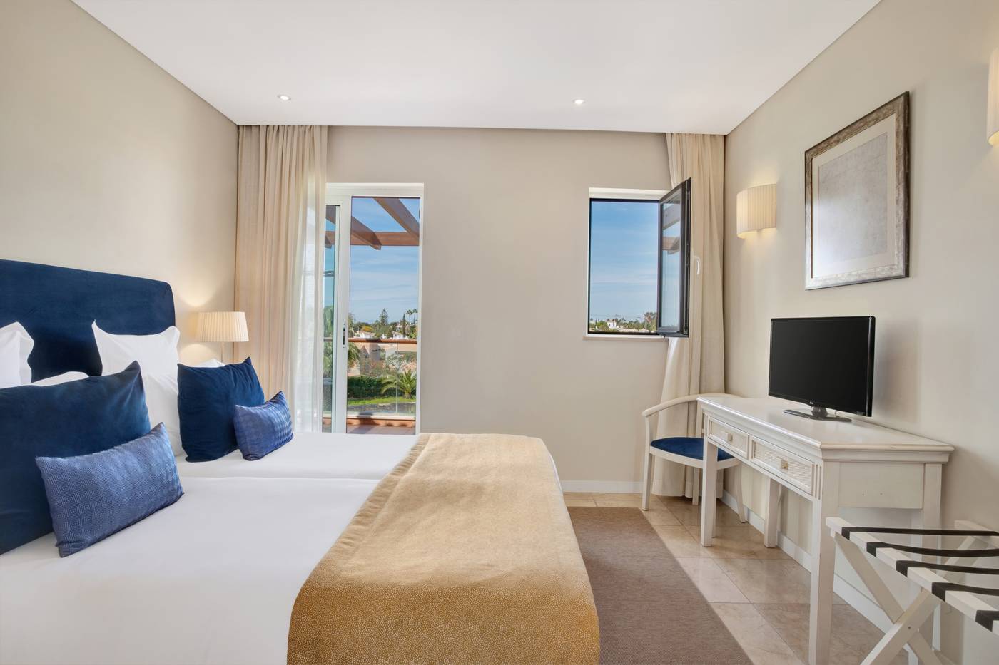 Monte-Santo-Resort-Room-26