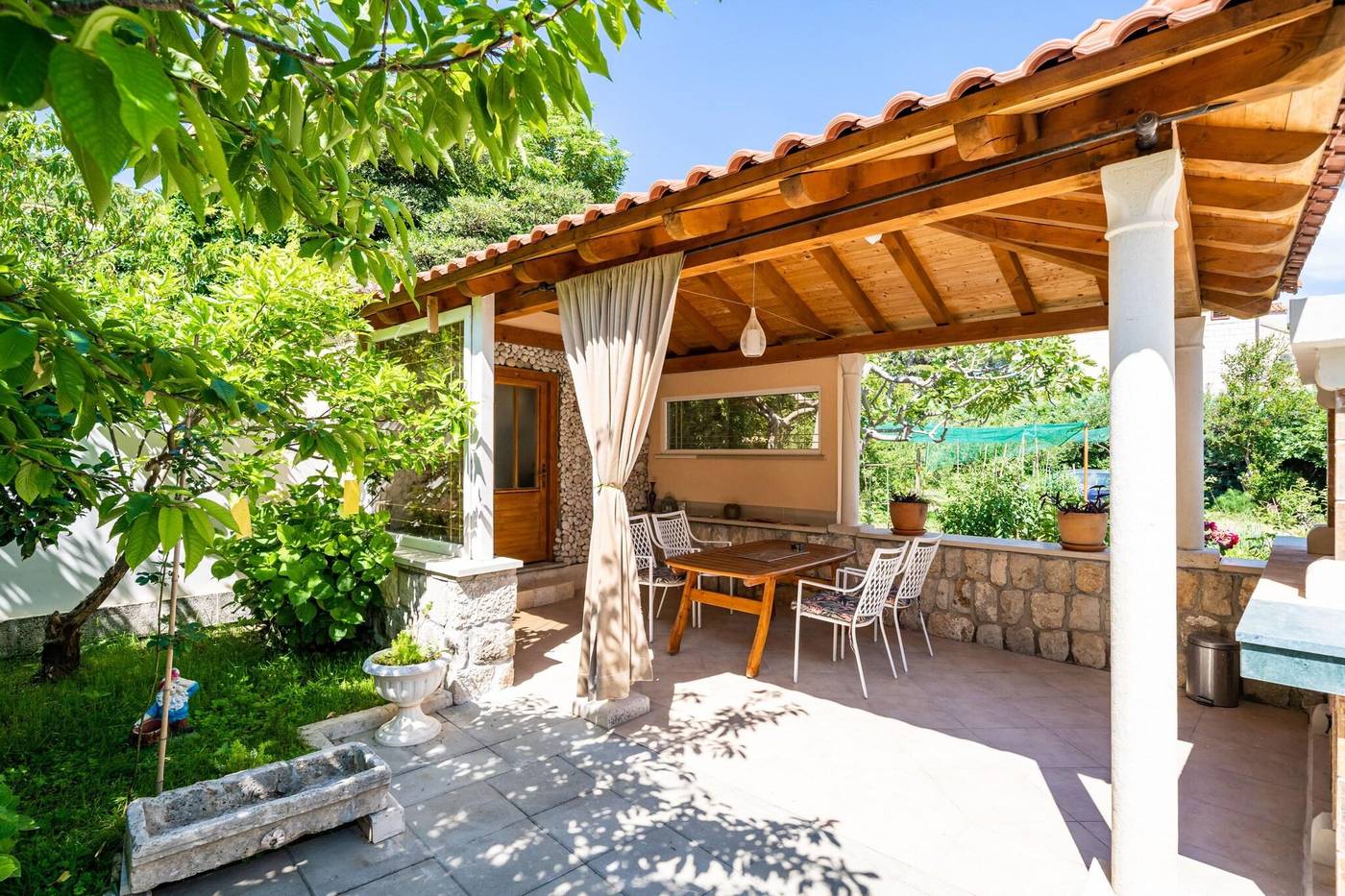 Apartments---Rooms-V-M-Terrace-17