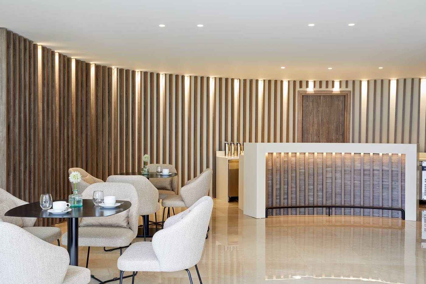 Vincci-EverEden-Beach-Resort-Conferences-17