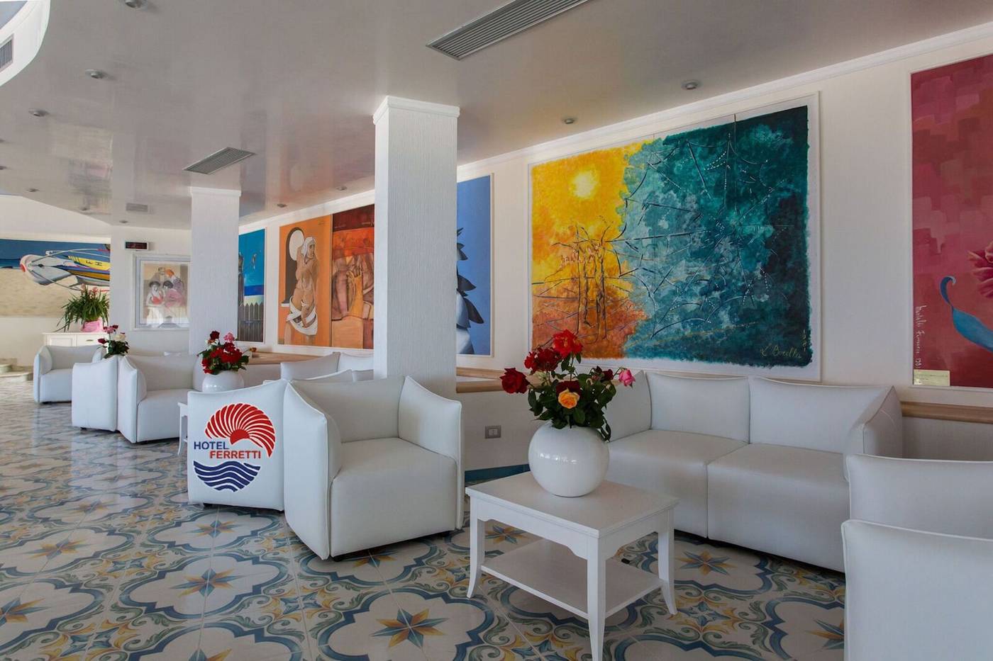 Ferretti-Italy-DIAMANTE-Lobby-10