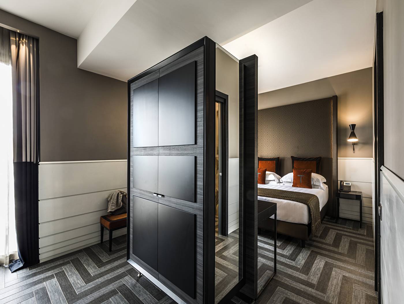 The-Tribune--Part-of-JDV-by-Hyatt-Room-3