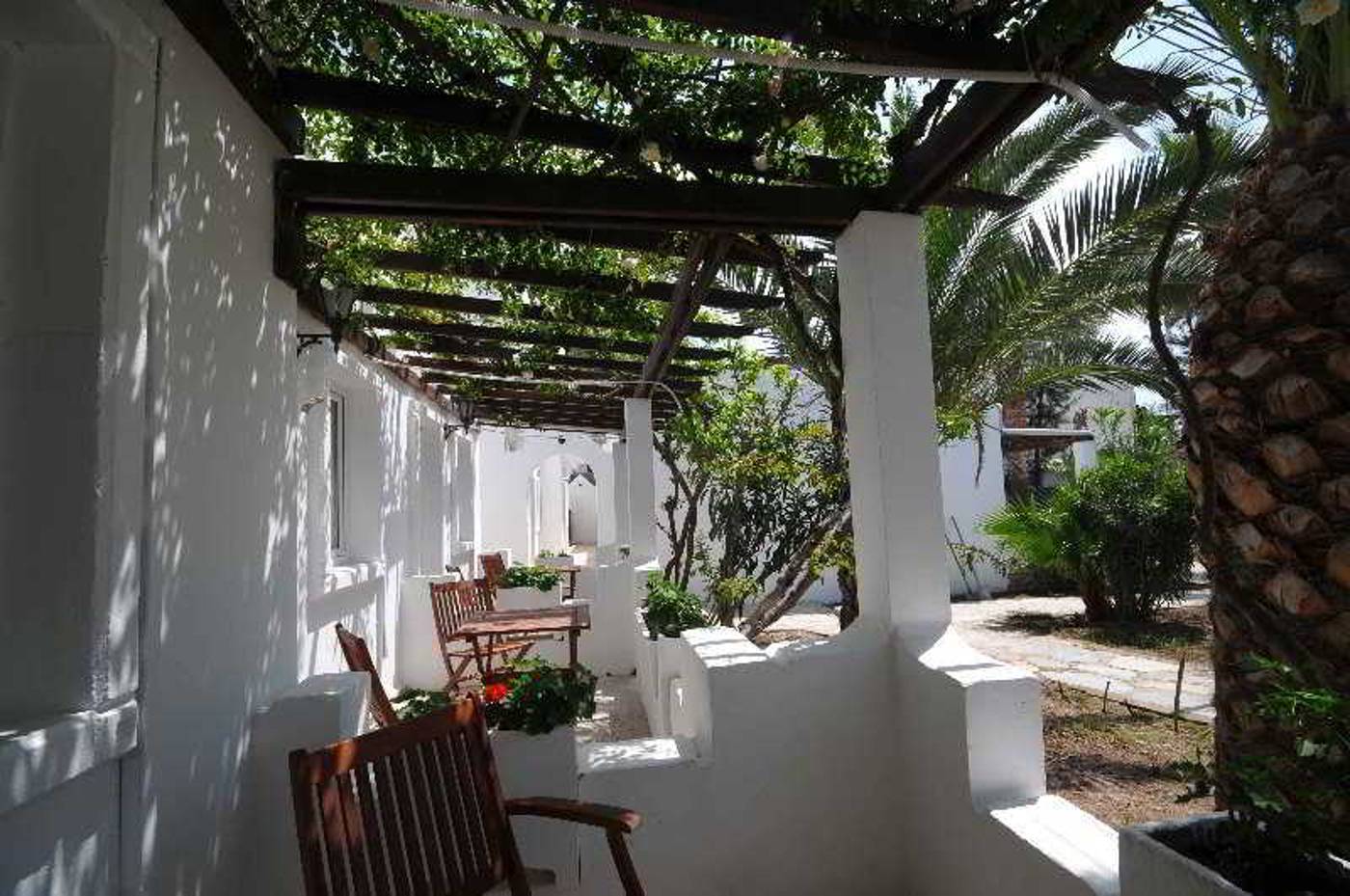 Nagi-Beach-Hotel-Terrace-10