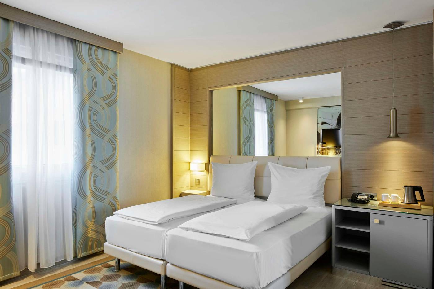 Titanic-Comfort-Mitte-Room-7