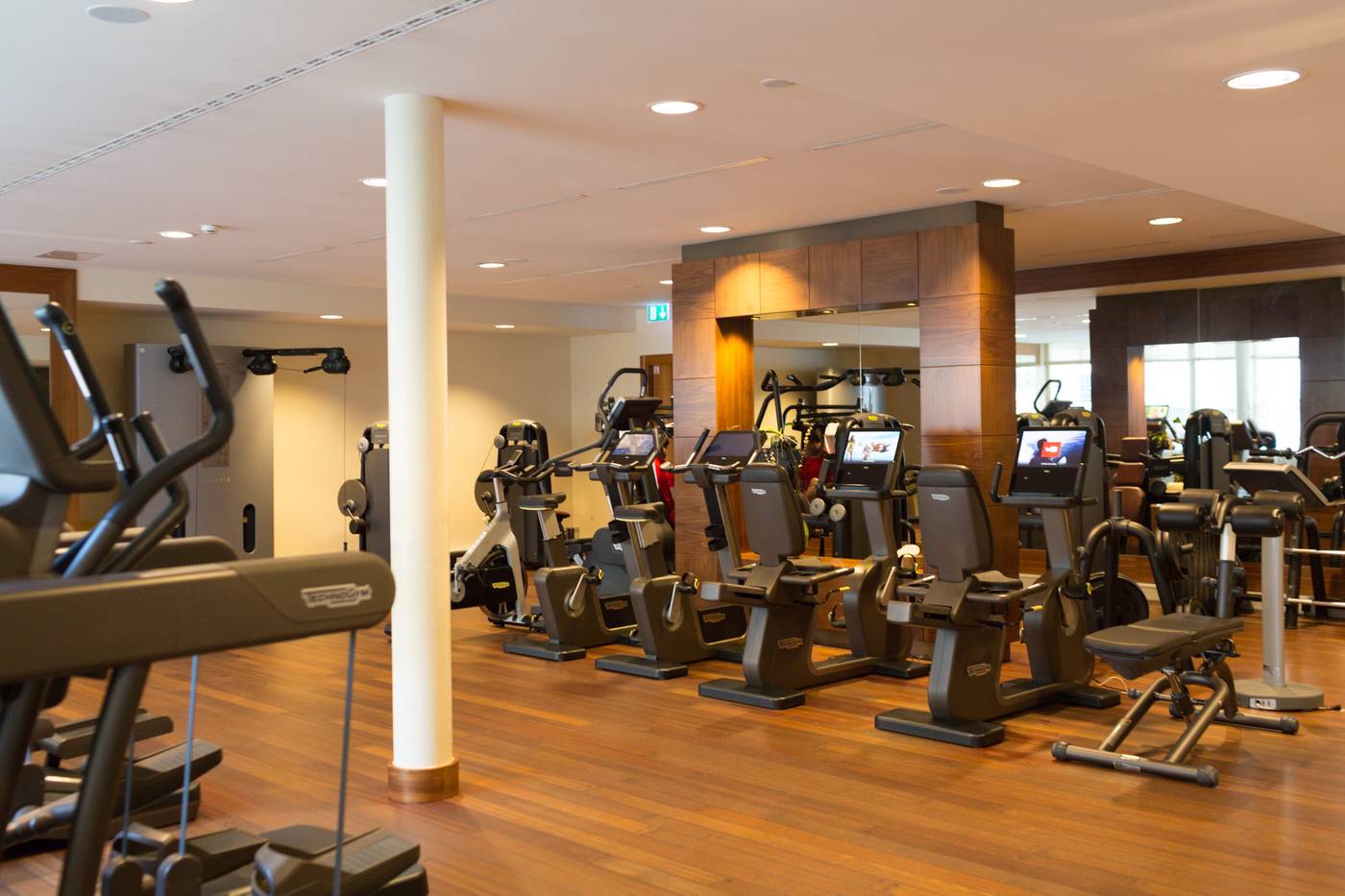 Grand-Kempinski-Sports-and-Entertainment-65