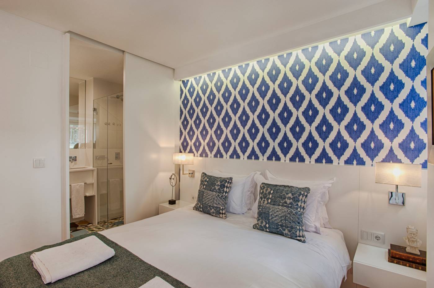 Dear-Lisbon-Charming-House-Room-27